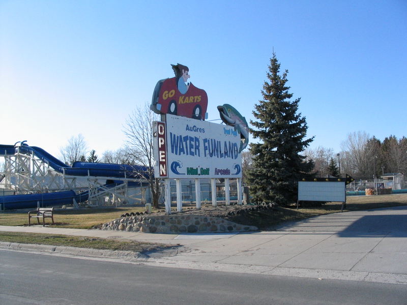 Augres Water Funland - April 2005 Photo
